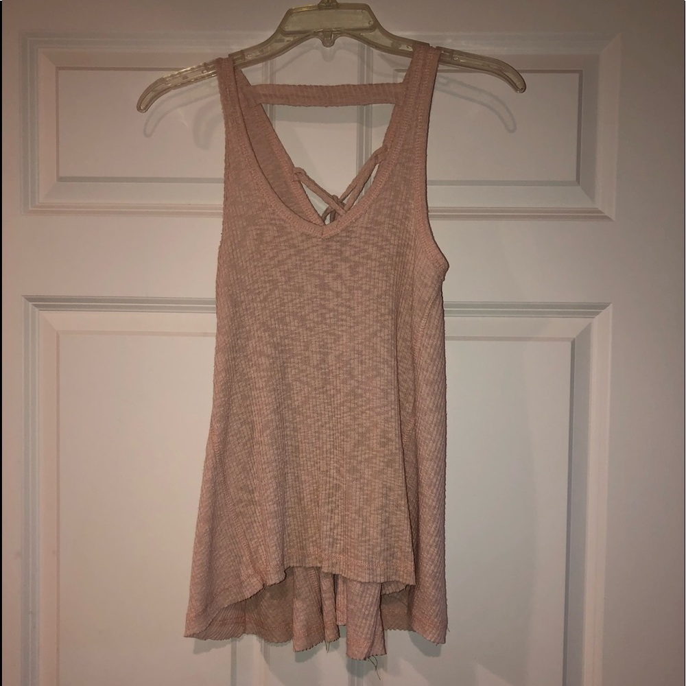 Flowy tank
